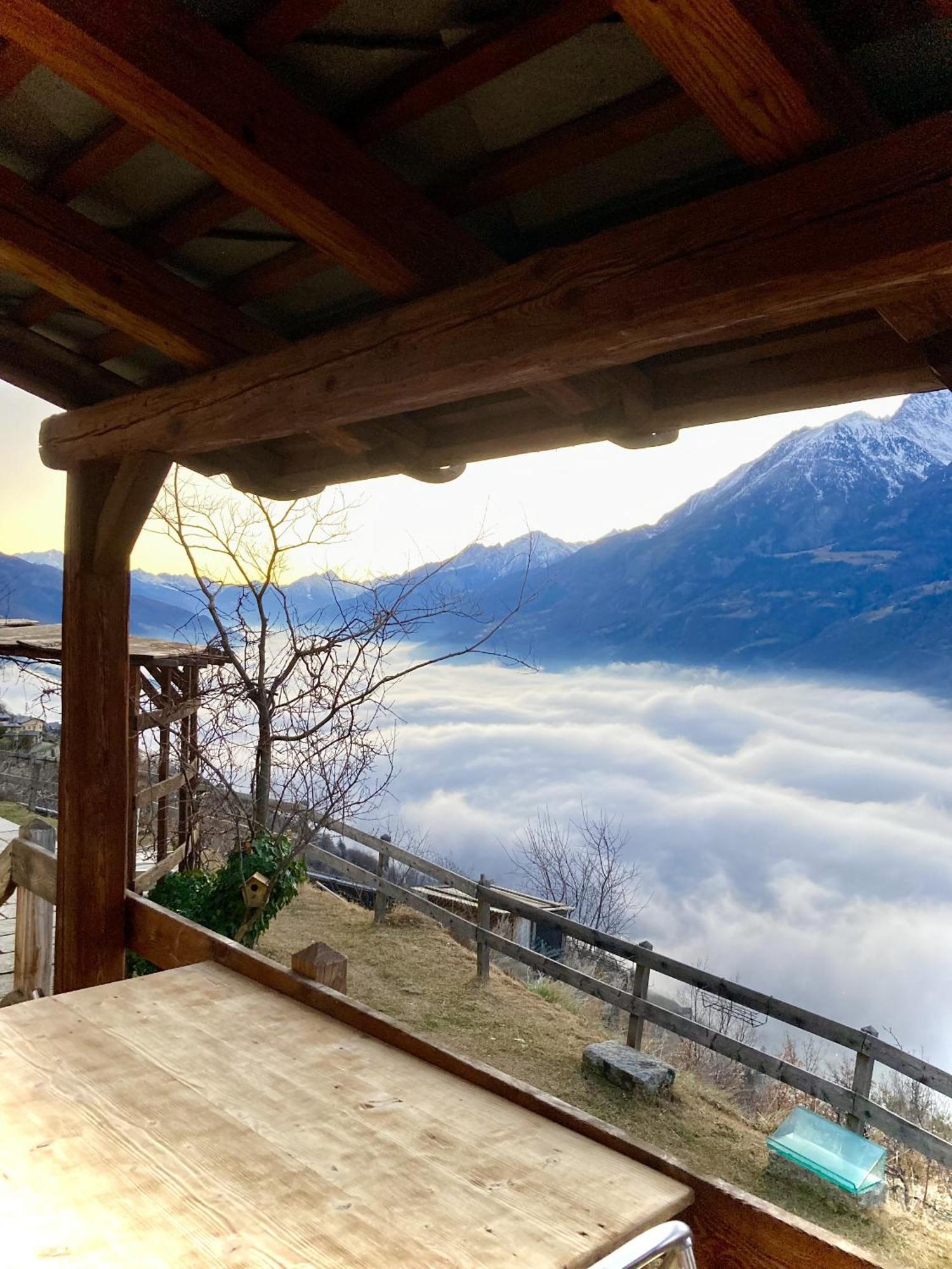 Hotel La Stanza Dei Segreti Aosta Exterior foto